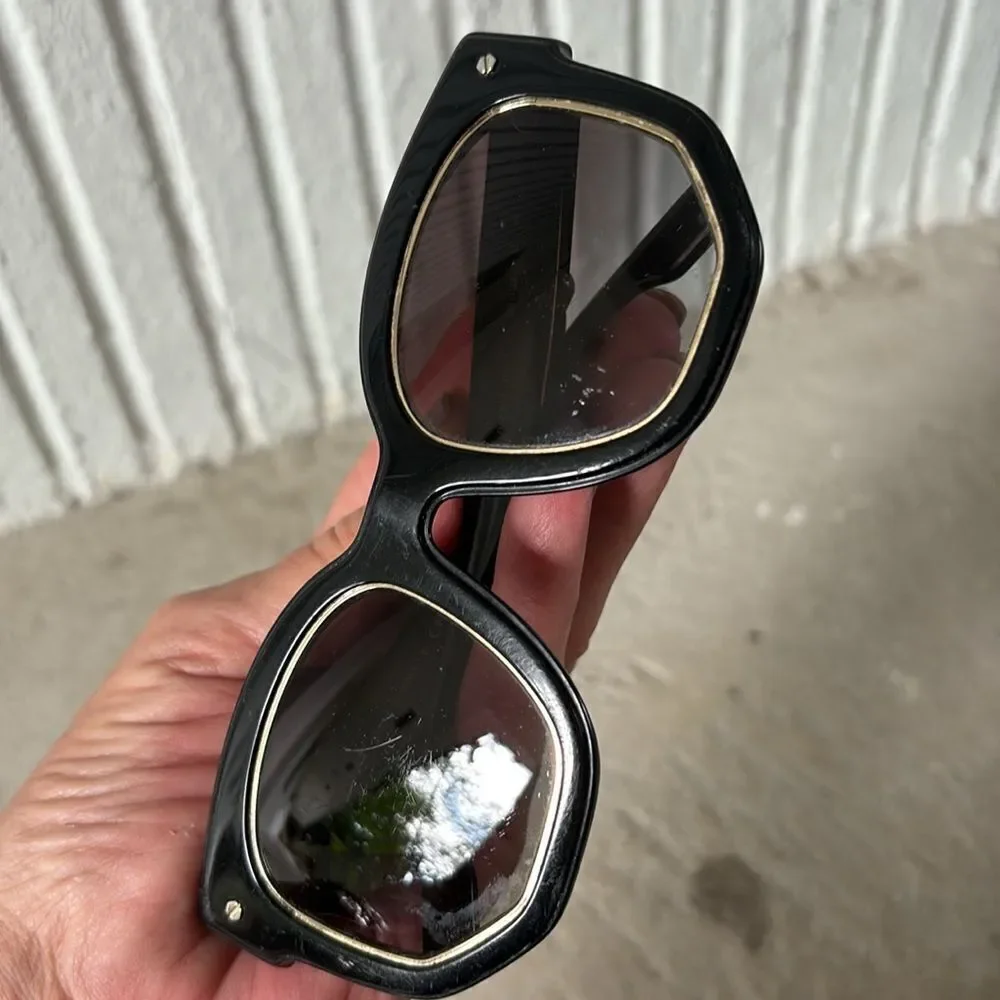 Burberry Primrose sunglasses